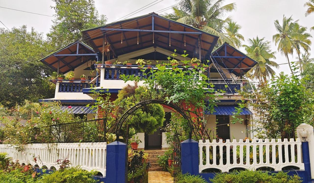 Curlies Blue House Villa Anjuna Esterno foto