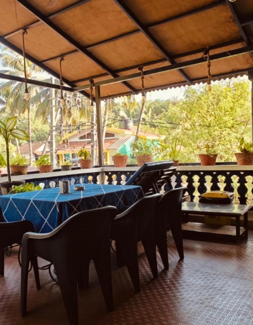 Curlies Blue House Villa Anjuna Esterno foto